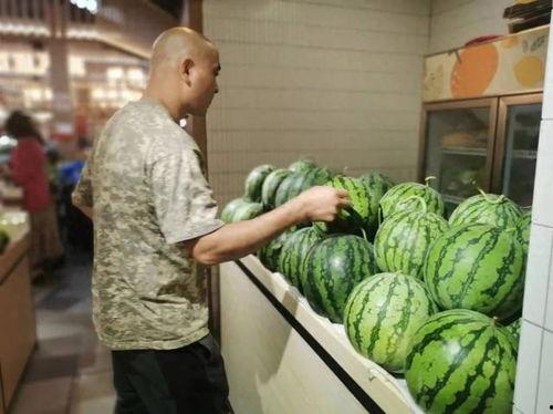 顶流社 吃瓜,吃瓜群众如何成为娱乐圈风向标