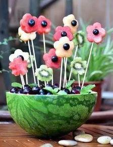 小花在吃瓜,趣味横生