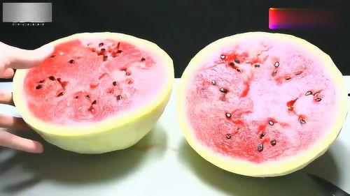 武汉奇葩吃瓜法,解锁夏日消暑新姿势